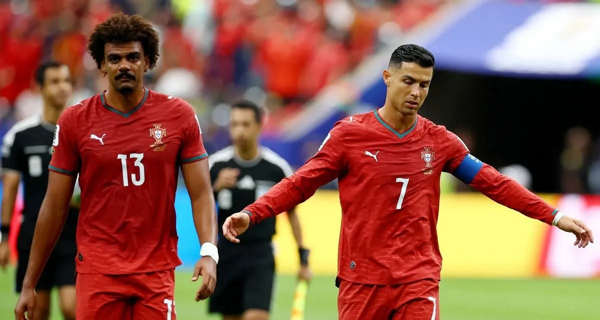 Bồ Đào Nha có màn ra mắt World Cup đáng thất vọng